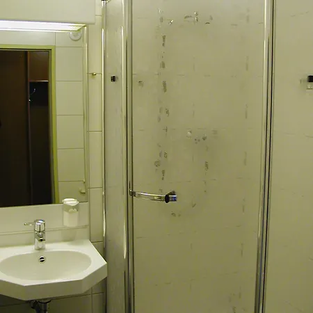 Motel Monteur
