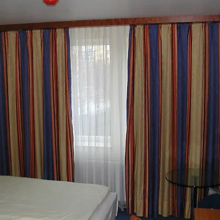 Monteur 2* Aschersleben