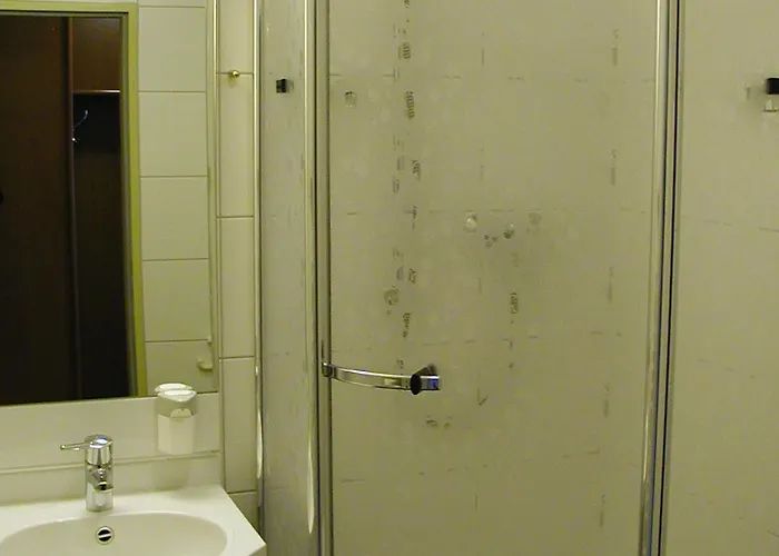 汽车旅馆 Monteur